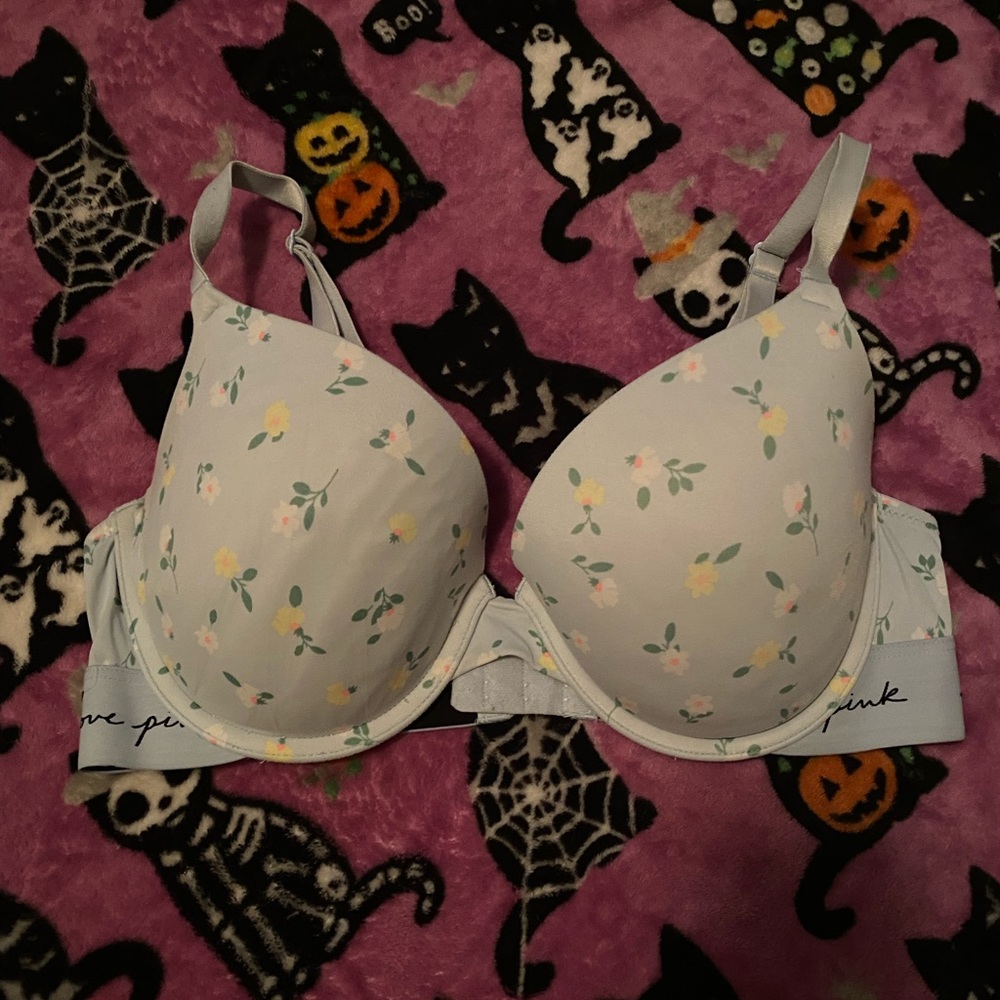 PINK Victoria’s Secret Bra